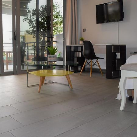 Stylish Boutique Loft With Private Balcony Apartman Athén Kültér fotó