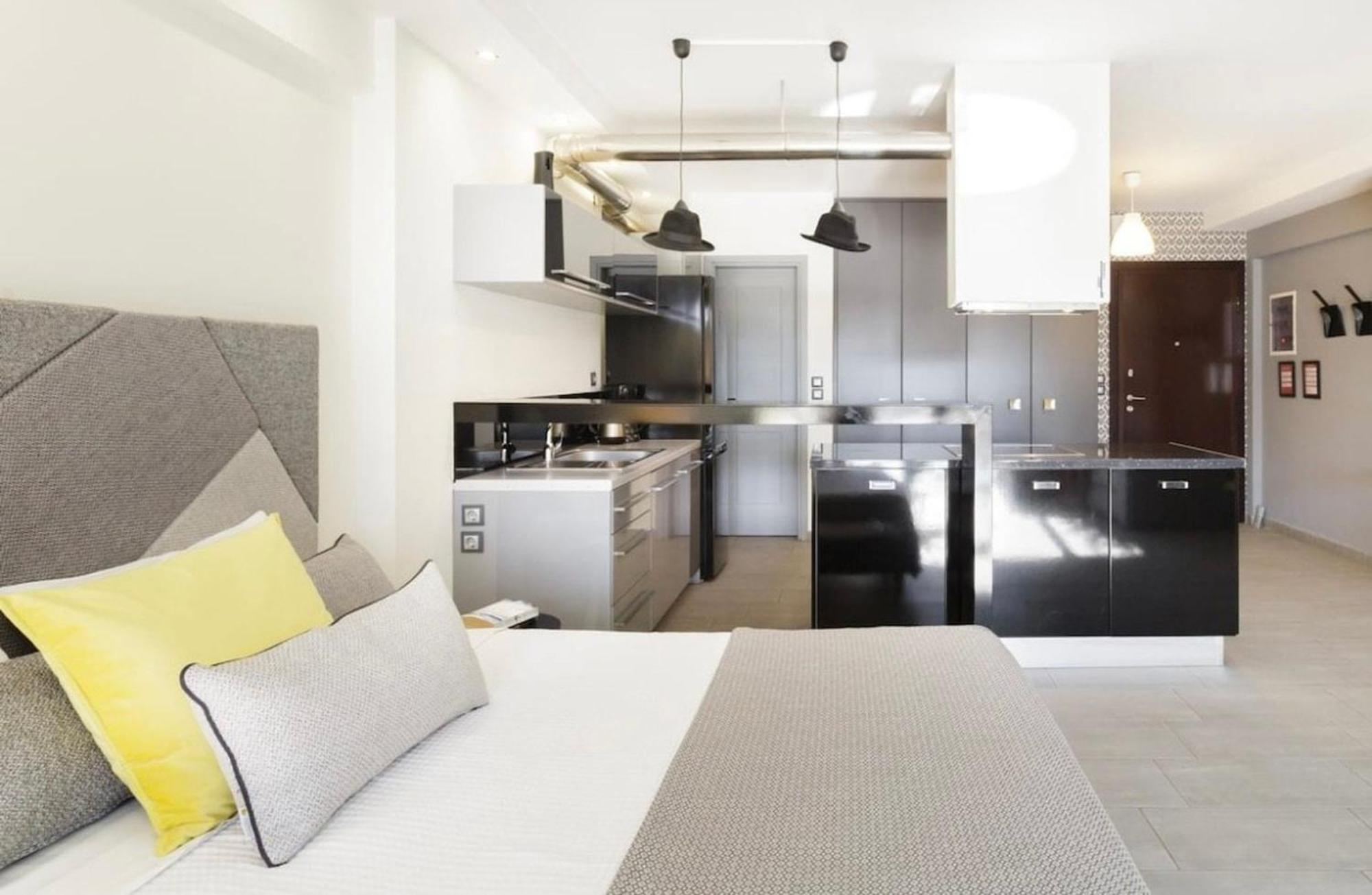 Stylish Boutique Loft With Private Balcony Apartman Athén Kültér fotó